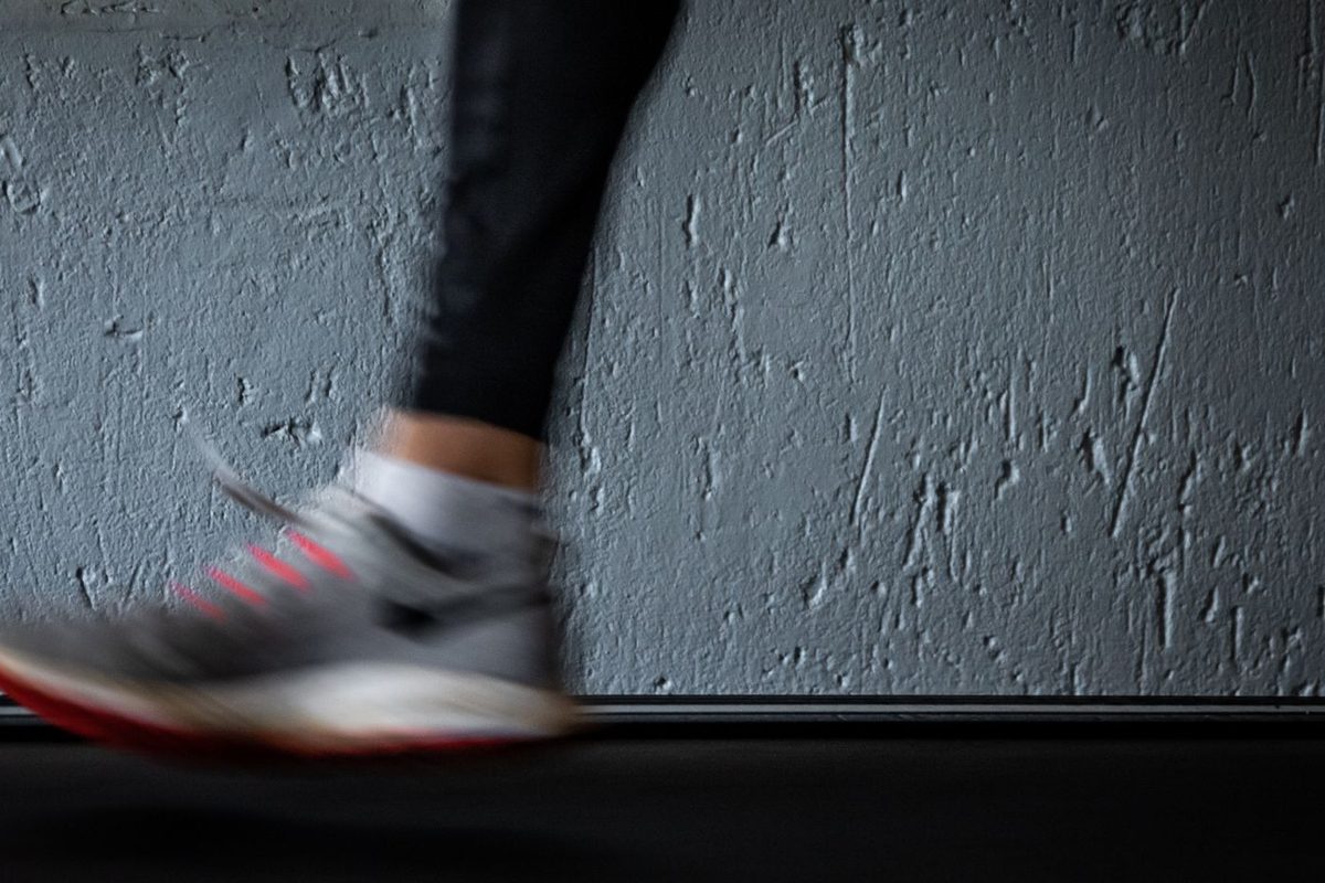 Shopify Sports & Fitness Conversion Rate Benchmarks (2026)